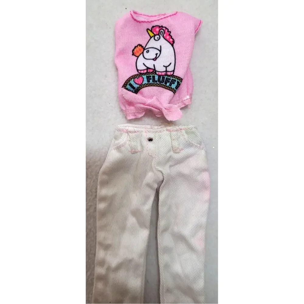 Barbie Despicable Me Unicorn Tee I Love Fluffy Top White Jeans Pink Sneakers